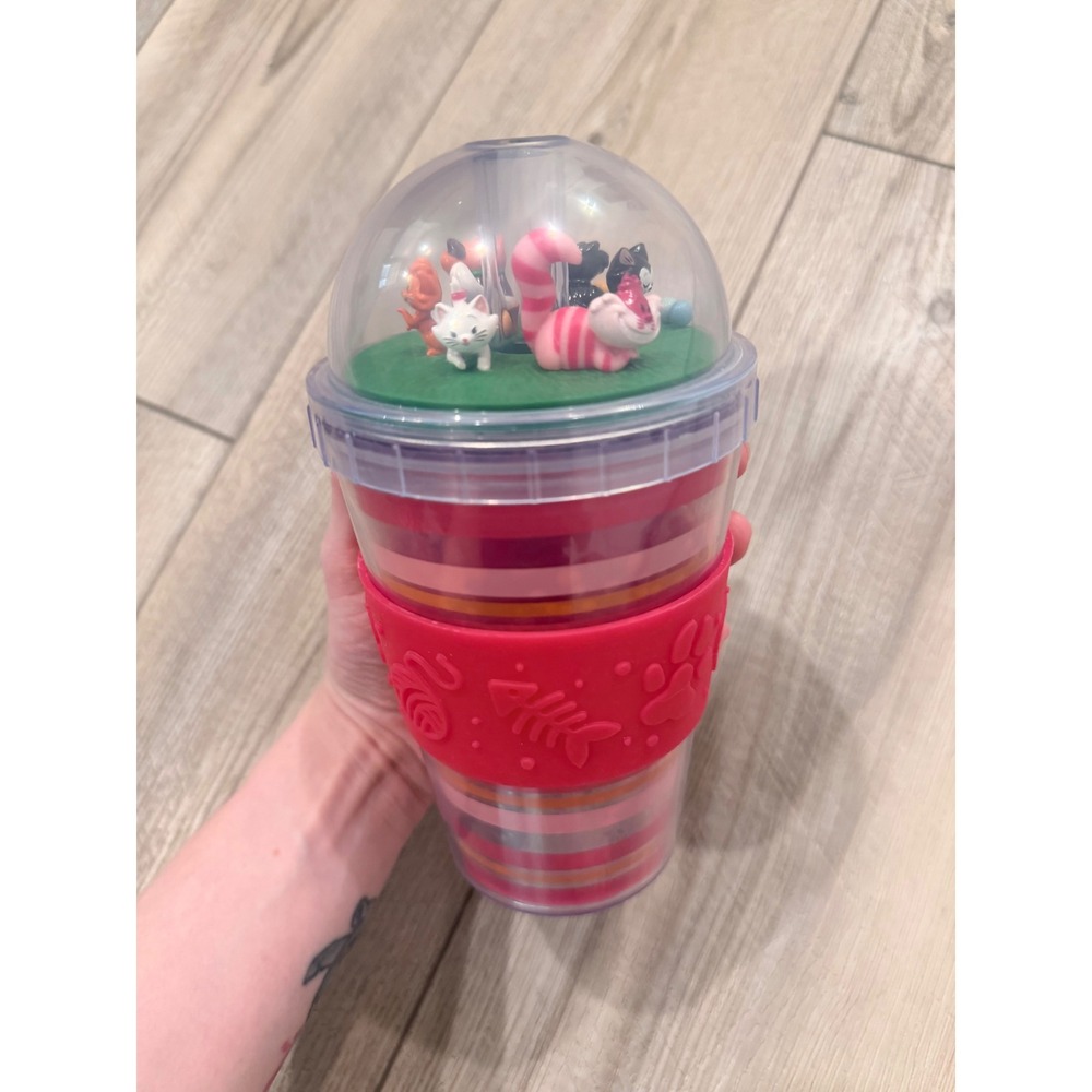 Disney Parks Cat Figurines Dome Lid Tumbler Pink Striped Cup 14.2oz No Straw